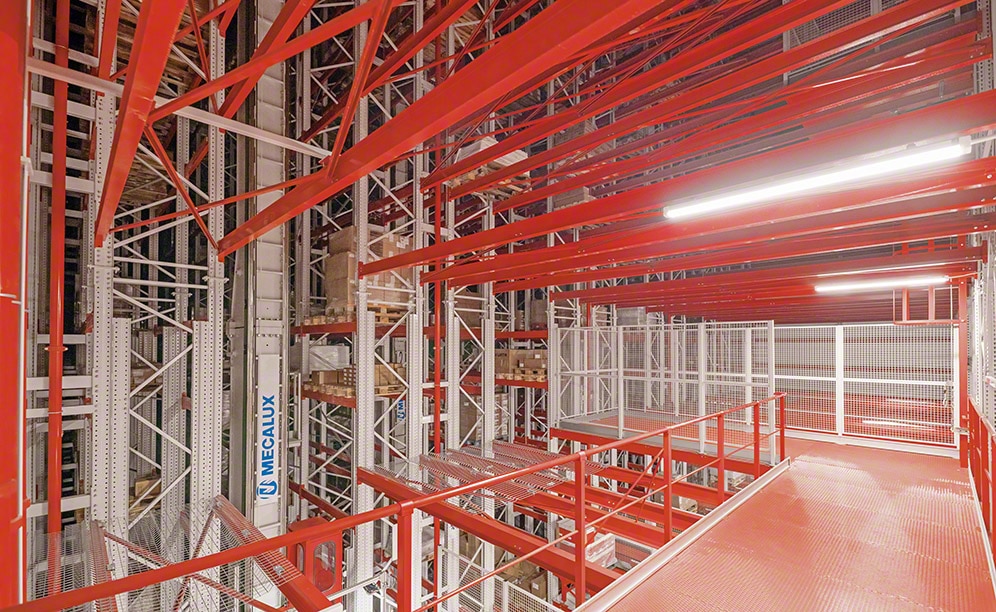 An automated warehouse to house the massive product catalogue of Würth