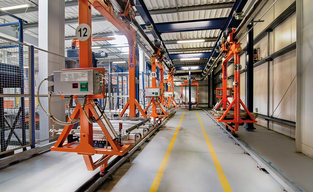 EMS ensures constant flows between manufacturing and the warehouse