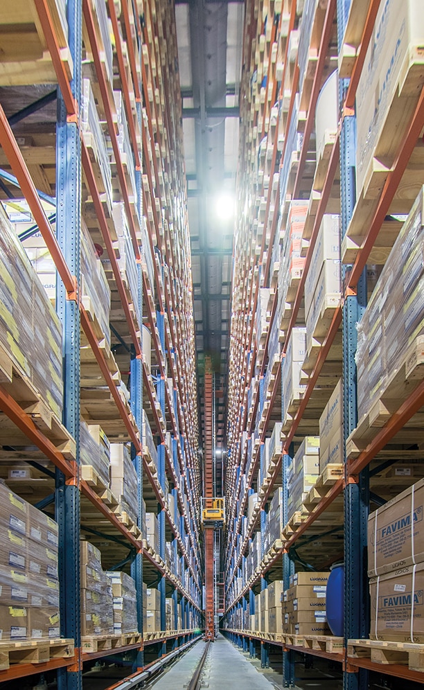 The Mega Pharma automated warehouse is 72 m long, 12 m wide and 24 m high, and kept at a controlled temperature