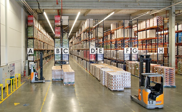 The JAS-FBG S.A. warehouse can store 10,820 pallets