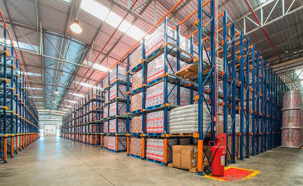 The Laticínios Bela Vista storage facility has a warehousing capacity of 6,320 pallets