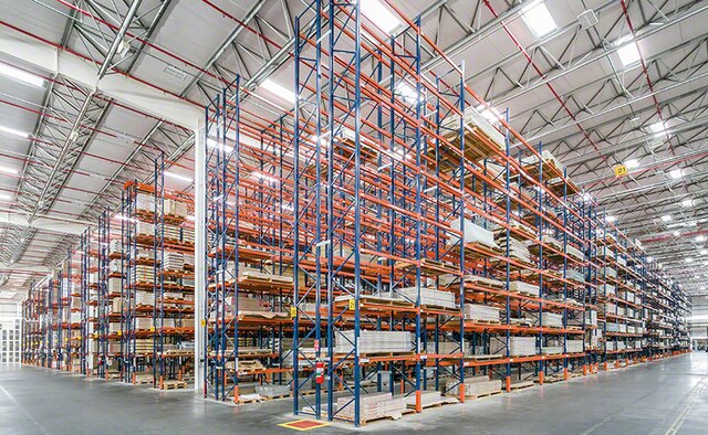 Pallet racks offer this business an extremely versatile solution that slots any type of unit load, with differing weights and volumes