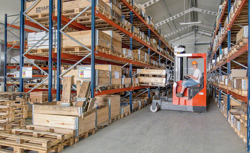 Mecalux has supplied pallet racks with a 456-pallet capacity