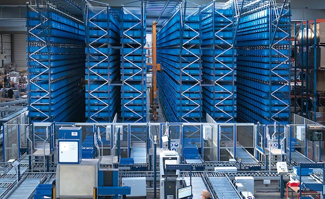 SAM Outillage's warehouse for boxes in France for hand tools