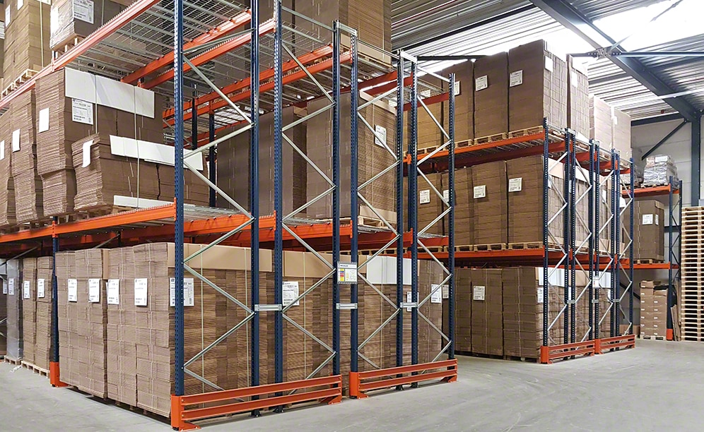 Warehouse to manage the packaging of Scherp Verpakkingen in the Netherlands