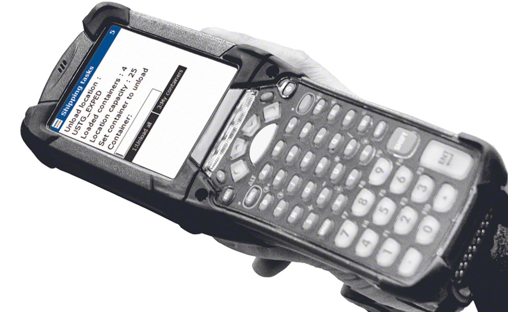 Easy WMS manages all warehouse operations Easy WMS manages all warehouse operations