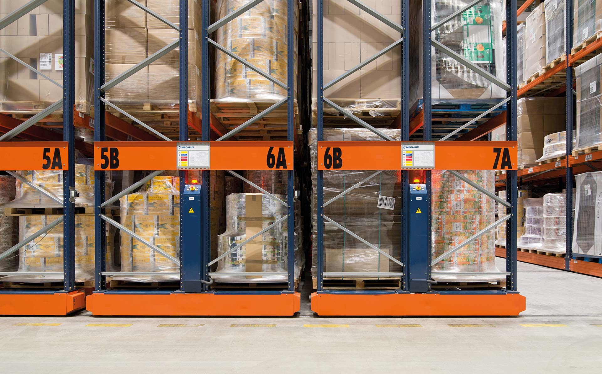Movirack mobile pallet rack bases move the structure sideways thanks to rails set on the floor