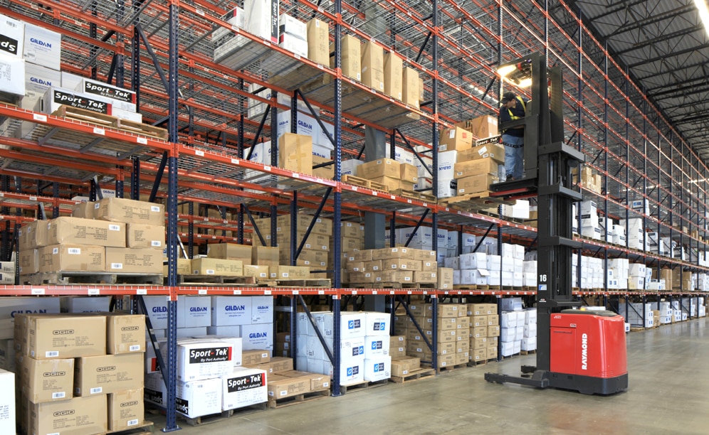 The most universal system for direct and individual access to each pallet